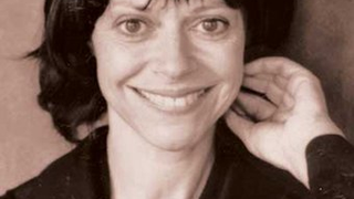 Joyce Maynard Looks Back On Life?